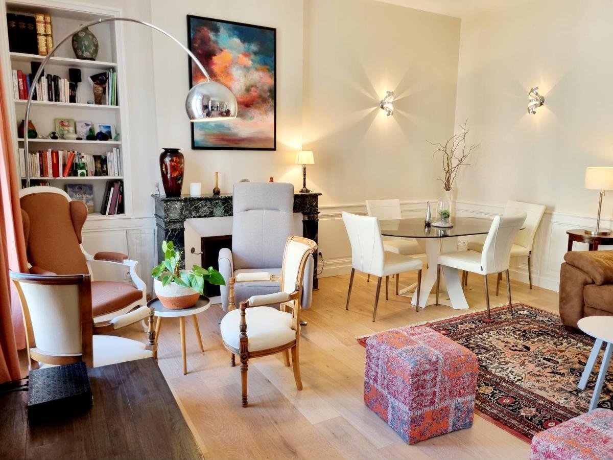 אנגולם Face A L'Hotel De Ville Grand Et Lumineux Appartement מראה חיצוני תמונה
